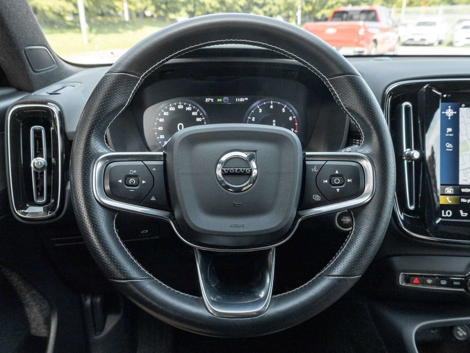 Volvo XC40 R-Design  NEW BRAKES  CPO RATE 2.99%* UP TO 72M 2021-7