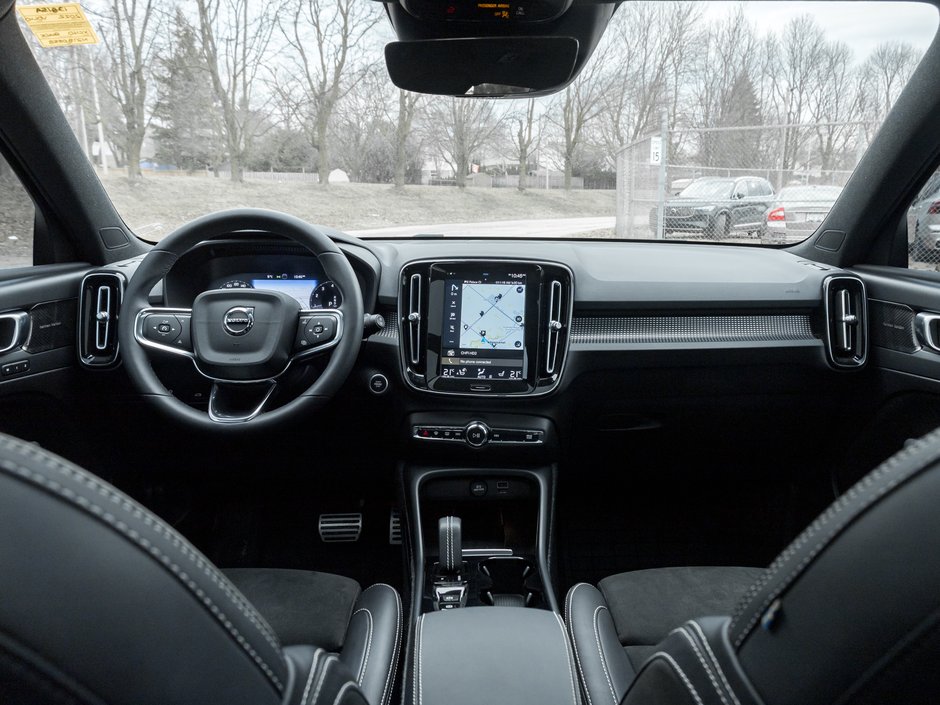 2022 Volvo XC40 T5 AWD R-Design  TRADE IN  HARMAN KARDON  POLESTAR-25