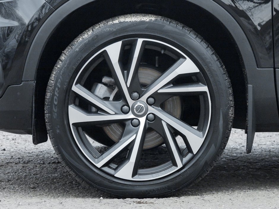 2022 Volvo XC40 T5 AWD R-Design  TRADE IN  HARMAN KARDON  POLESTAR-3