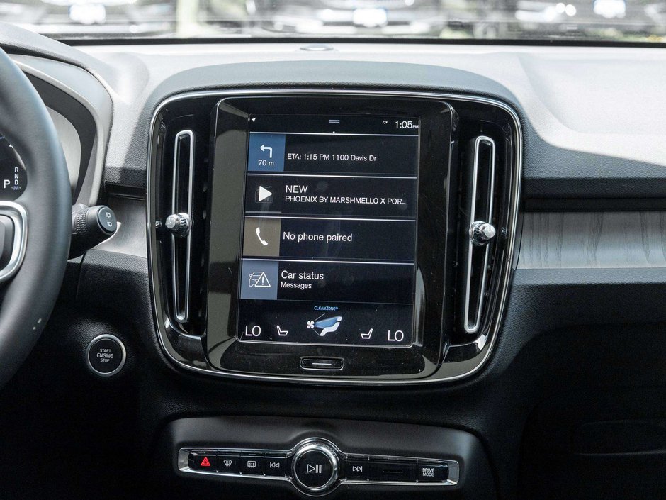 Volvo XC40 INSCRIPTION  CPO RATE 2.99%* -84 MONTH  ONE OWNER 2022-24