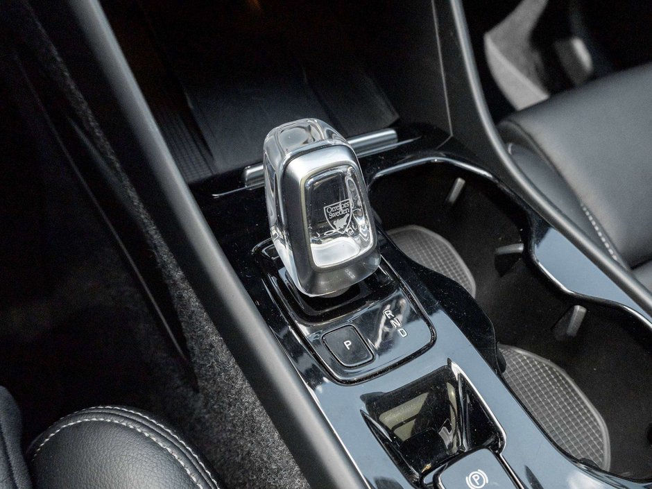 Volvo XC40 INSCRIPTION  CPO RATE 2.99%* -84 MONTH  ONE OWNER 2022-14