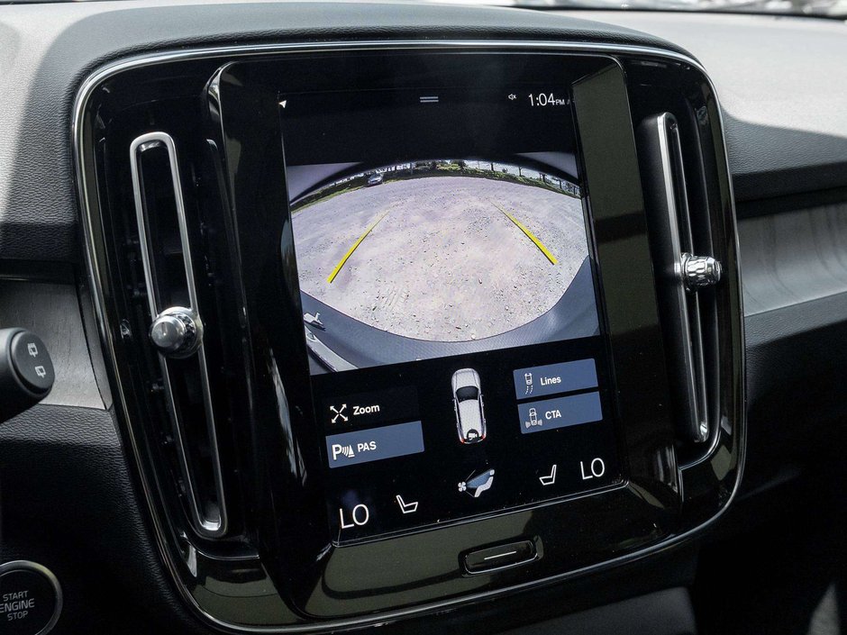 Volvo XC40 INSCRIPTION  CPO RATE 2.99%* -84 MONTH  ONE OWNER 2022-11