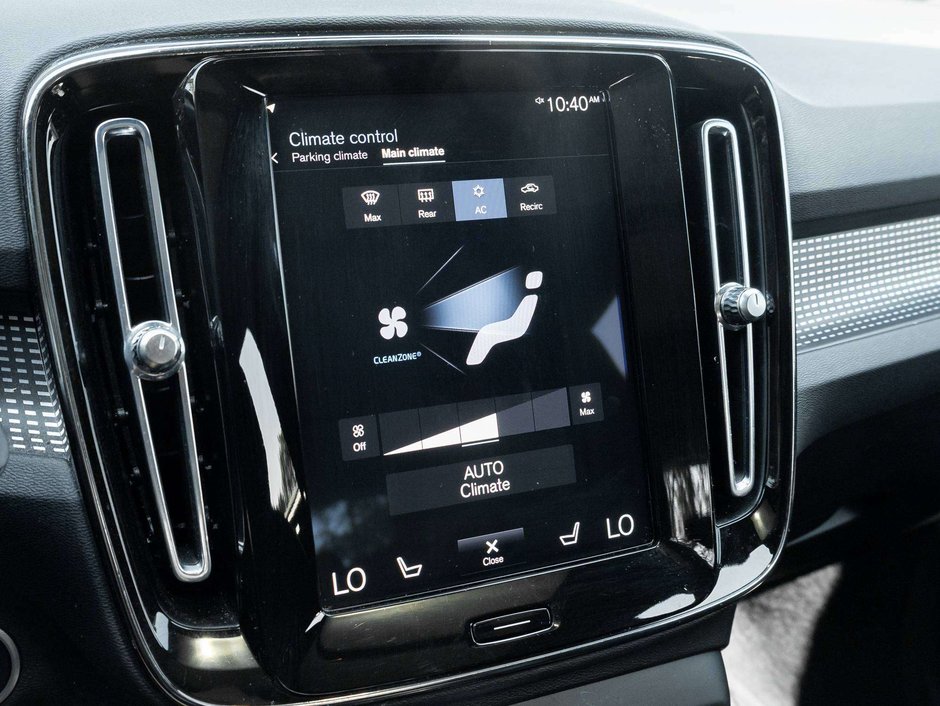 2022 Volvo XC40 R-Design-19