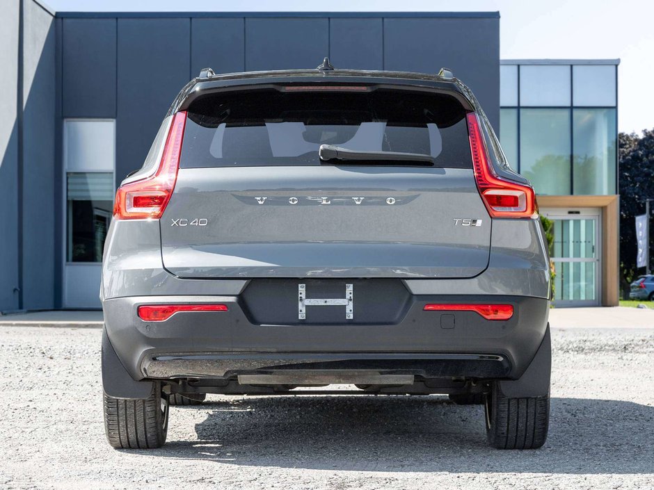 Volvo XC40 R-Design  H KARDON  POLESTAR  CPO RATE fr 2.99%* 2022-5