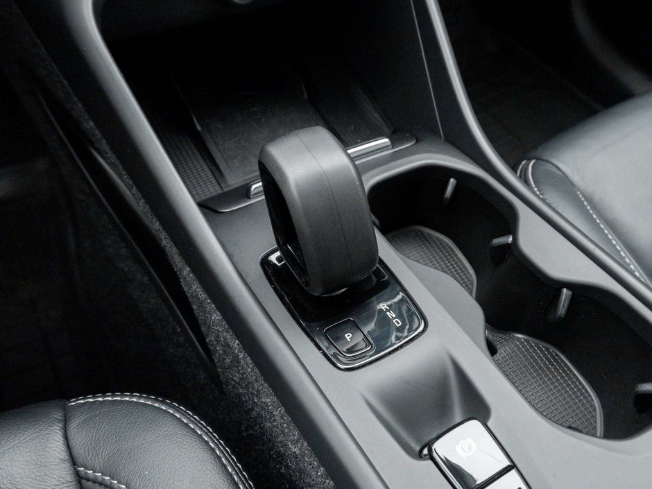 2022 Volvo XC40 MOMENTUM^Pano Roof^Navi^Premium Pack^fr 2.99%*-15