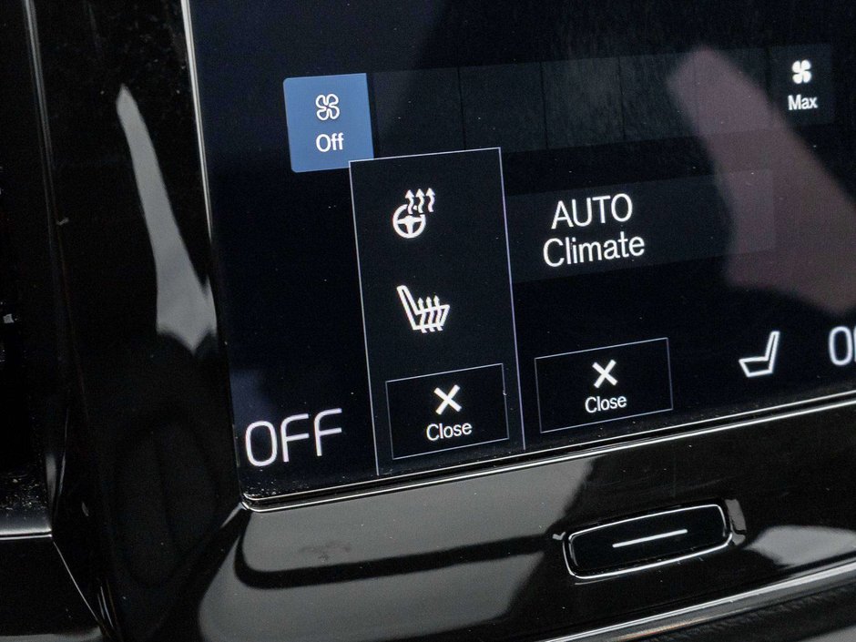 2022 Volvo XC40 MOMENTUM^Pano Roof^Navi^Premium Pack^fr 2.99%*-19