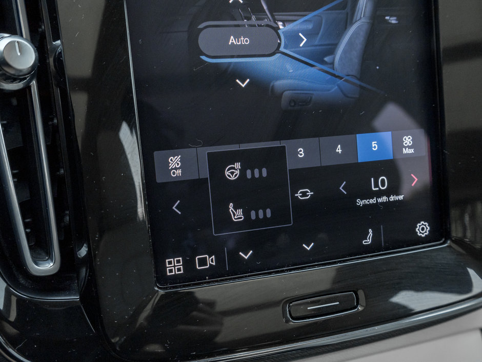 2023 Volvo XC40 B5 AWD Ultimate  CPO  ADAPTIVE C CONTROL  H.KARDON-22