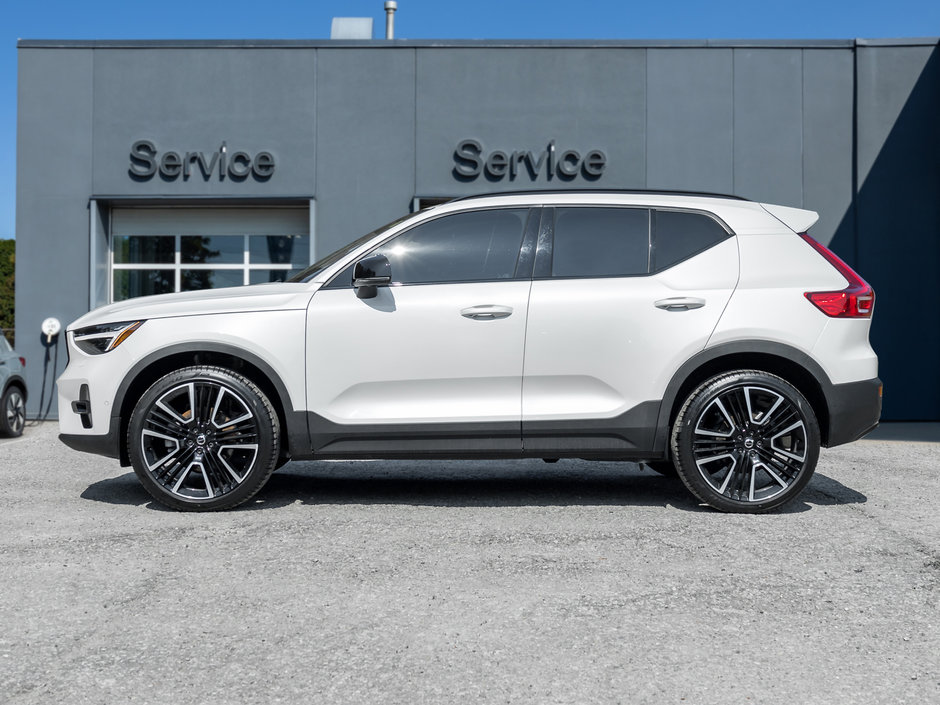2023 Volvo XC40 B5 AWD Ultimate  CPO  ADAPTIVE C CONTROL  H.KARDON-2