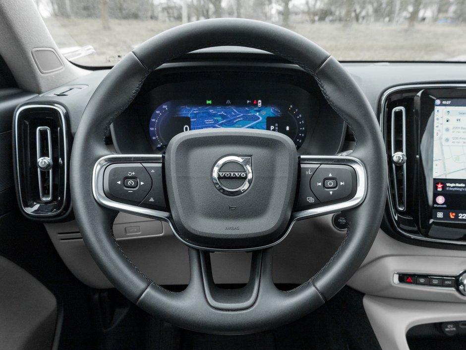 Volvo XC40 B5 AWD PLUS  LOW MILEAGE  3.49%*CPO RATE UP TO 84M 2024-7