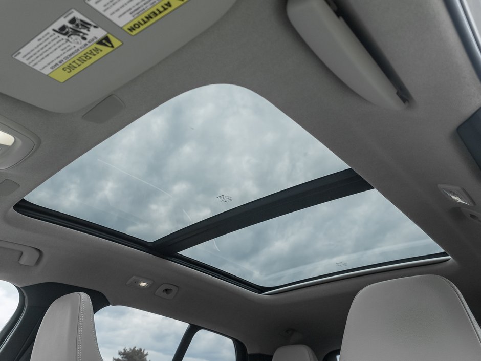 Volvo XC40 B5 AWD PLUS  LOW MILEAGE  3.49%*CPO RATE UP TO 84M 2024-21