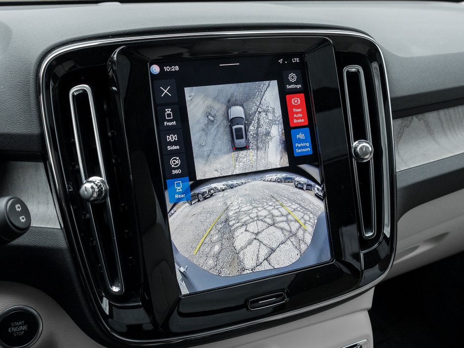 Volvo XC40 B5 AWD PLUS  LOW MILEAGE  3.49%*CPO RATE UP TO 84M 2024-12