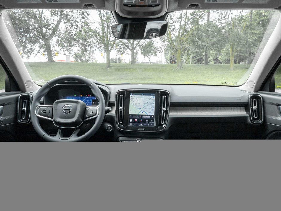 2024 Volvo XC40 Plus Dark Theme-25