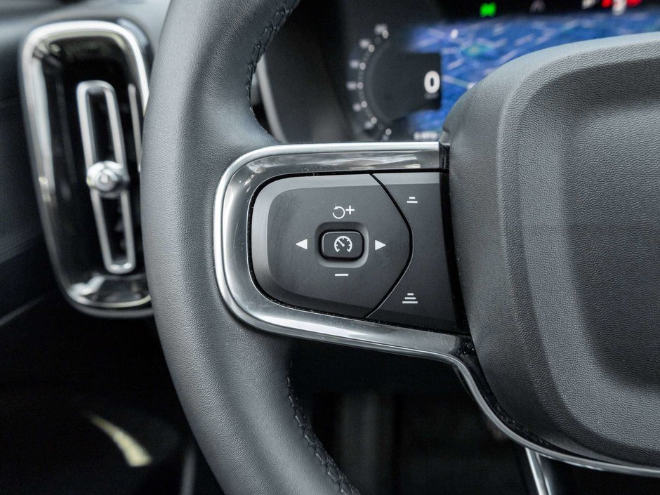 Volvo XC40 RECHARGE  AWD 2024-11