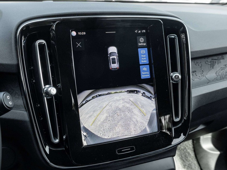 Volvo XC40 RECHARGE  AWD 2024-15