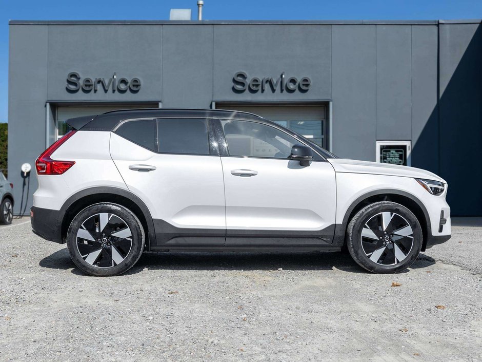 2024 Volvo XC40 Core-6