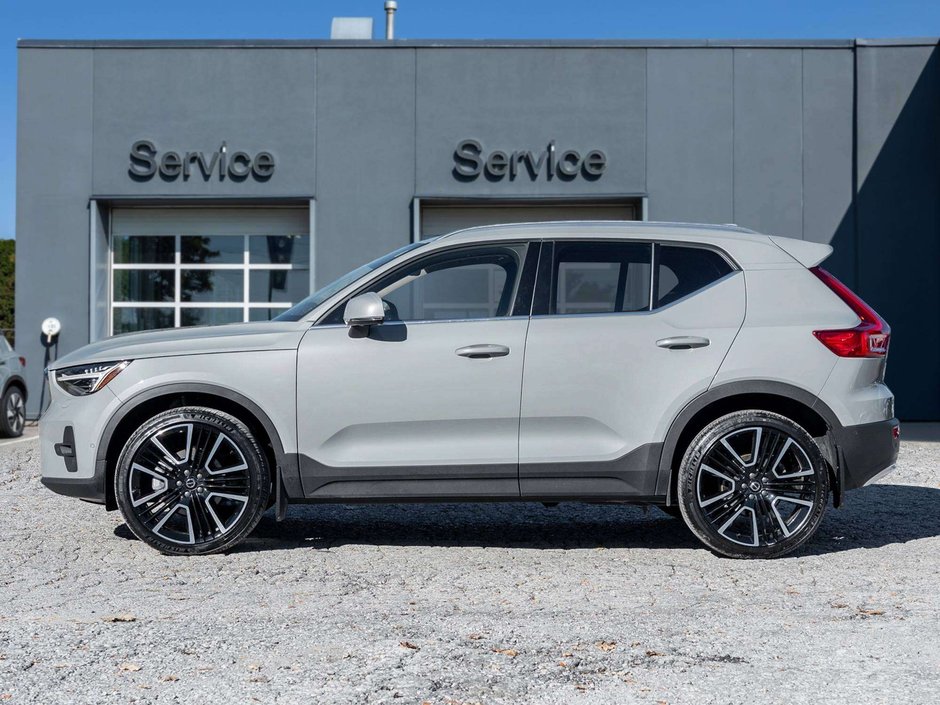 Volvo XC40 ULTIMATE^Off lease^One owner^CPO Rate fr 2.99%* 2024-2