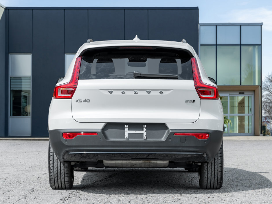 Volvo XC40 B5 AWD Plus Dark Theme  20 ALLOY WHEEL  CPO 2025-5