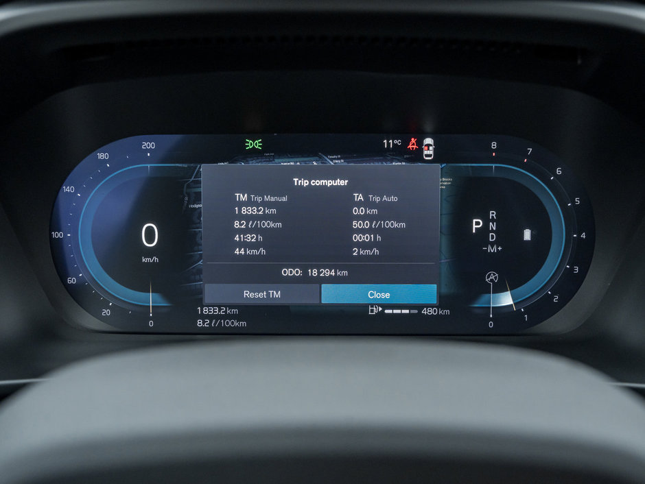 2025 Volvo XC40 B5 AWD Plus Dark Theme CPO FINANCE RATE fr 3.24%*-9