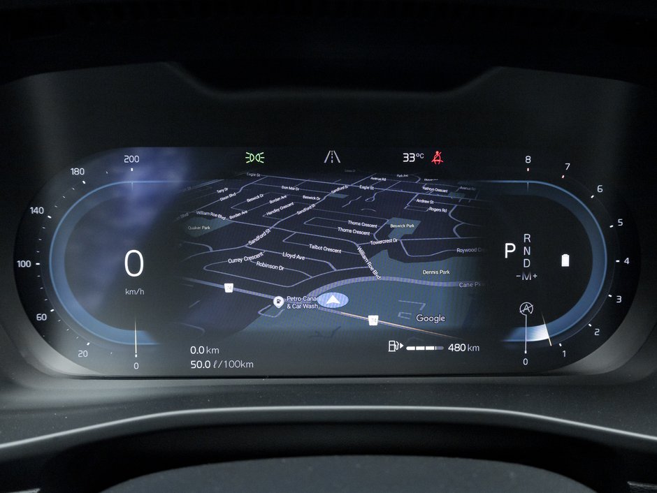 2025 Volvo XC40 B5 AWD Ultra Dark Theme  CPO  NEARLY NEW OFF LEASE-9
