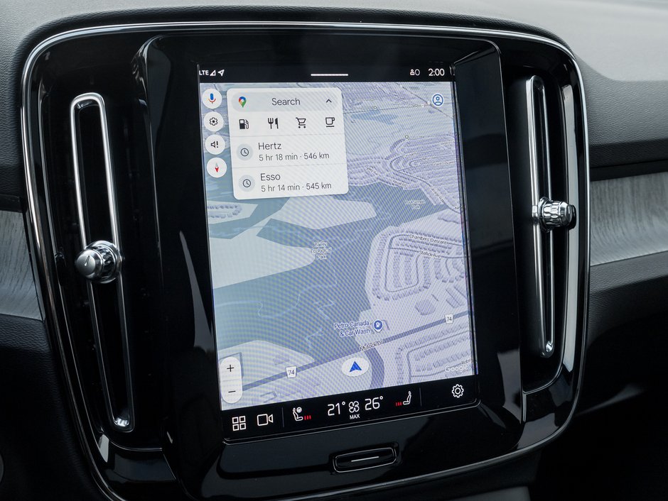 2025 Volvo XC40 B5 AWD Plus Dark Theme  20 ALLOY WHEEL  VOLVO CPO-10