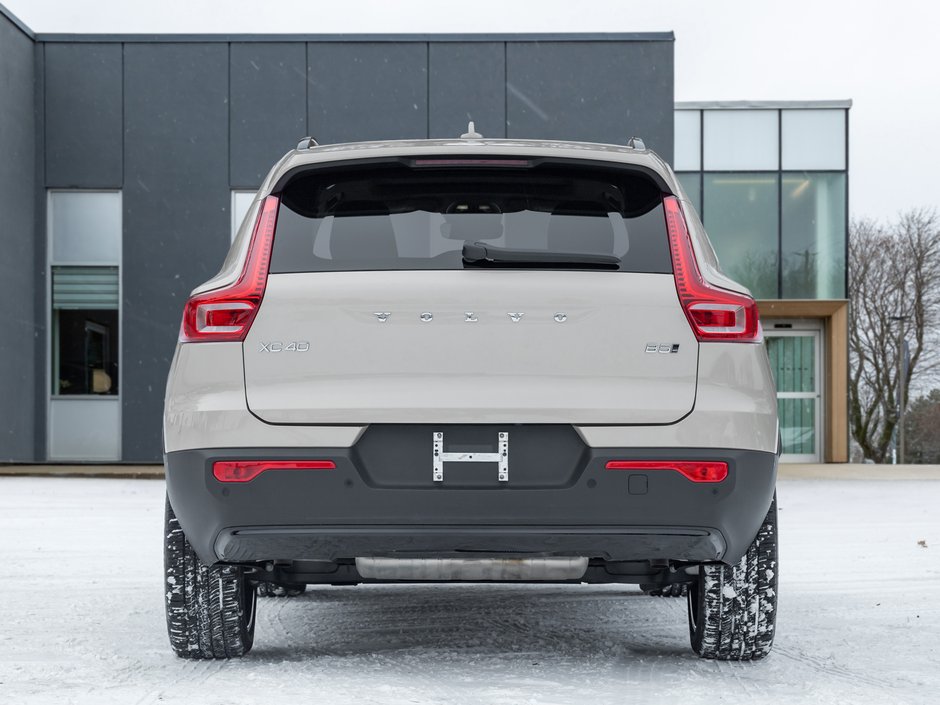 Volvo XC40 B5 AWD PLUS  LIKE NEW  20 ALLOY WHEELS  CPO 2025-5