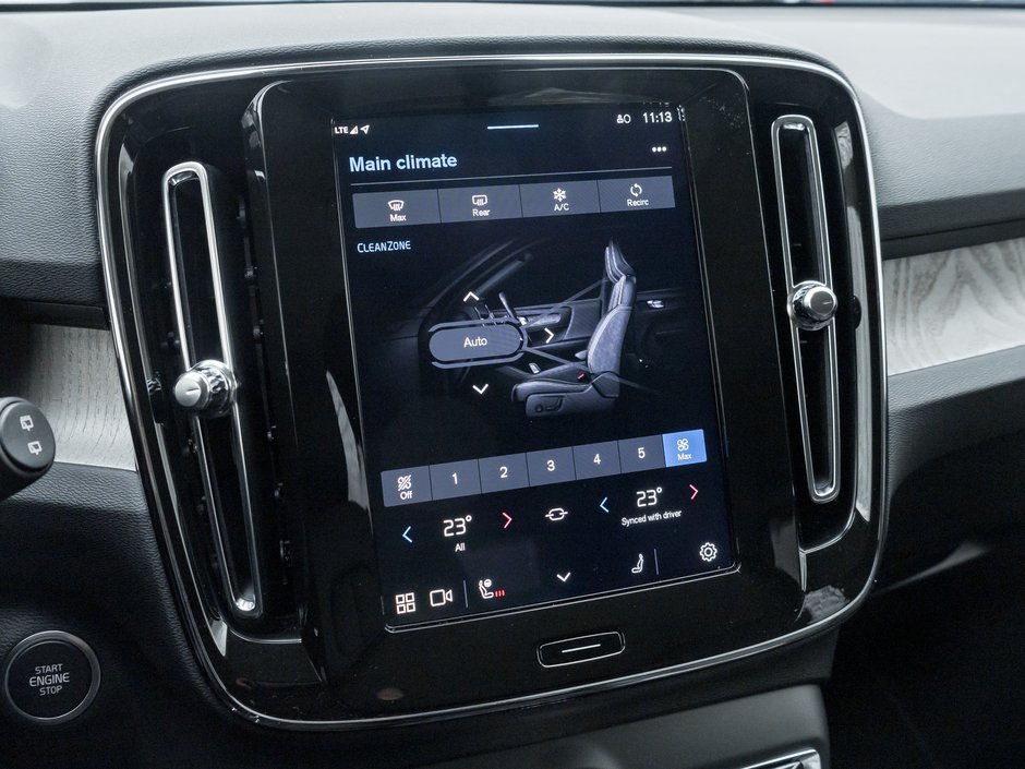 2025 Volvo XC40 B5 AWD Bright Theme  CPO FINANCE RATE fr 3.49%*-15