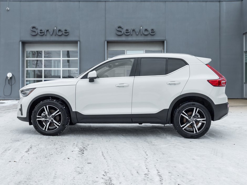 2025 Volvo XC40 B5 AWD Bright Theme  CPO FINANCE RATE fr 3.49%*-2