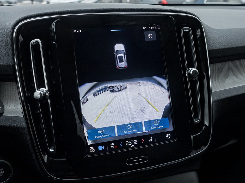 2025 Volvo XC40 B5 AWD Bright Theme  CPO FINANCE RATE fr 3.49%*-9