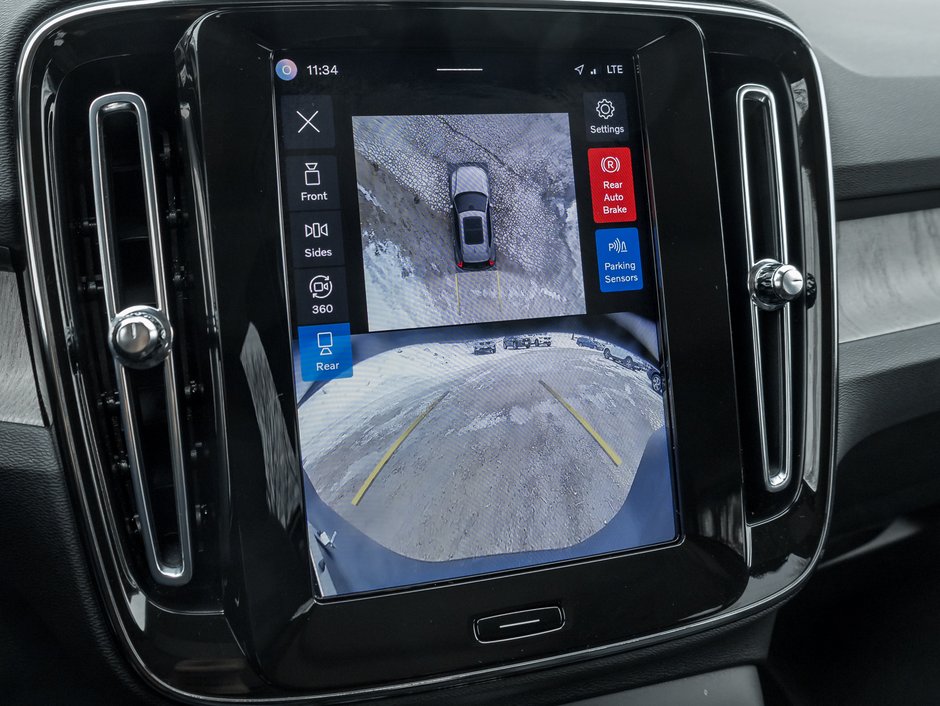 Volvo XC40 B5 AWD PLUS  CPO FINANCE RATE 3.49%(24M)-4%*(84M) 2025-12