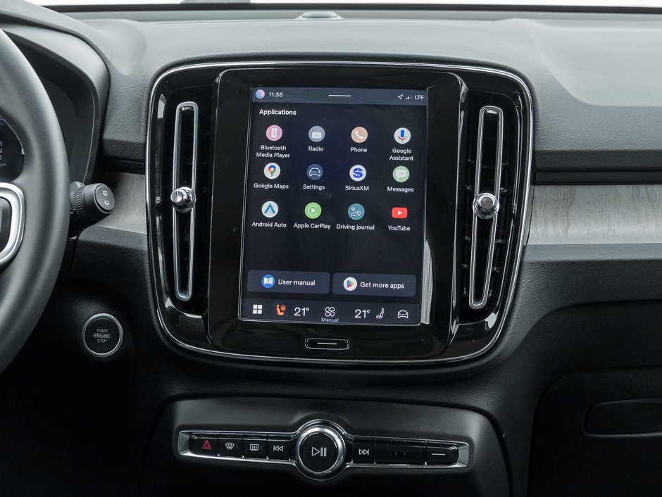 Volvo XC40 B5 AWD PLUS  CPO FINANCE RATE 3.49%(24M)-4%*(84M) 2025-26