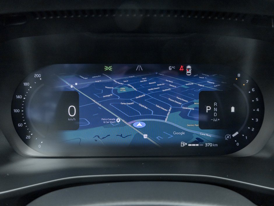 Volvo XC40 B5 AWD PLUS  CPO FINANCE RATE 3.49%(24M)-4%*(84M) 2025-8