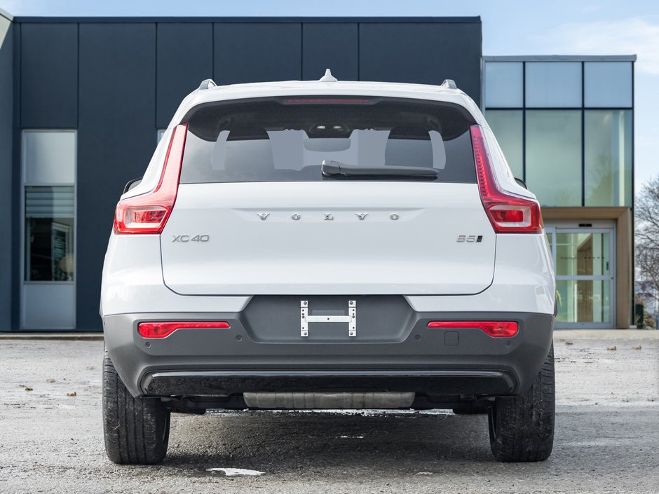2025 Volvo XC40 B5 AWD PLUS Dark Theme CPO FIN RATE 4%* (84M)-5