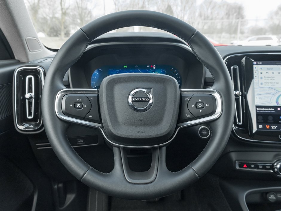 2025 Volvo XC40 B5 AWD PLUS Dark Theme CPO FIN RATE 4%* (84M)-7