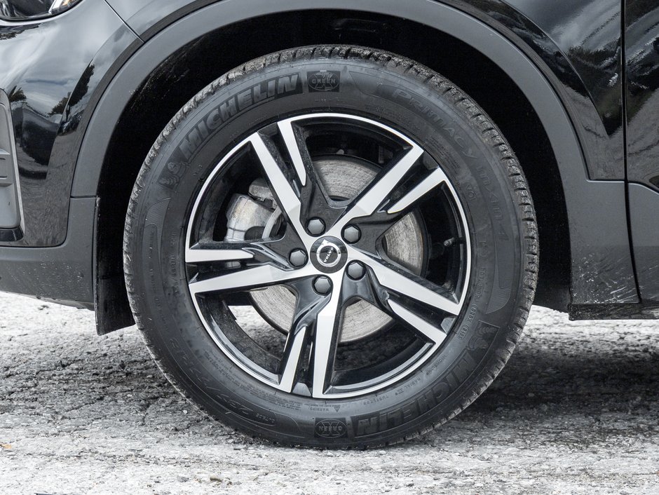 2025 Volvo XC40 B5 AWD  CPO FINANCE RATE 2.99%* (UP TO 84 MONTH)-3