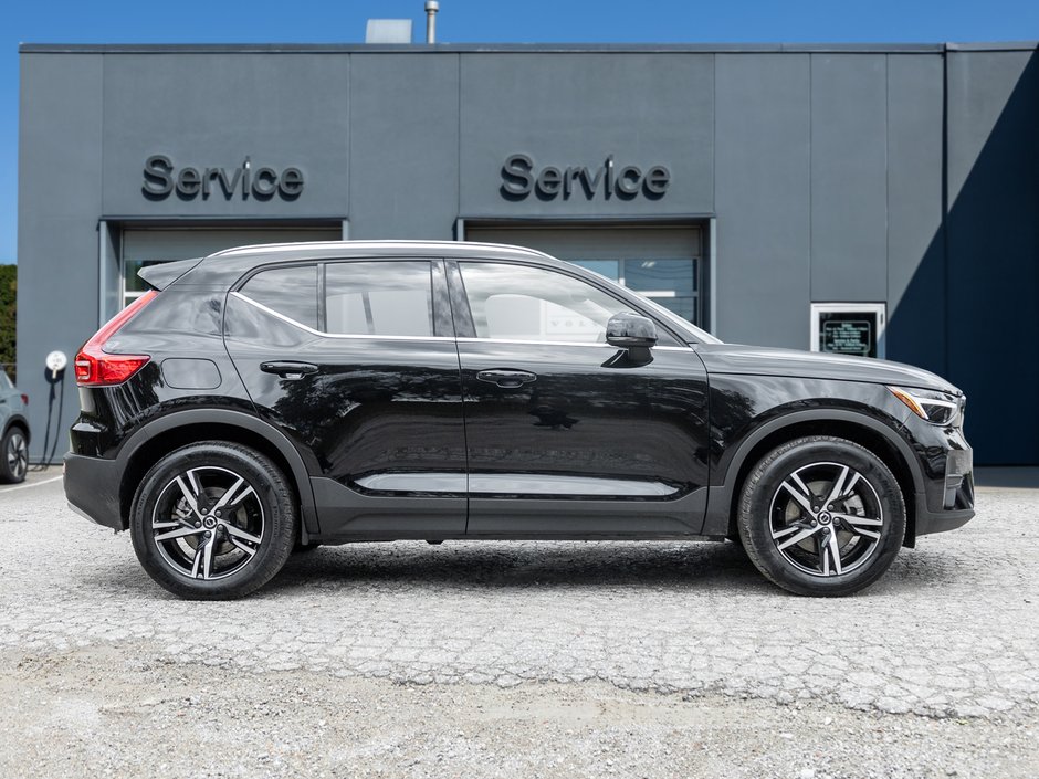 2025 Volvo XC40 B5 AWD  CPO FINANCE RATE 2.99%* (UP TO 84 MONTH)-4
