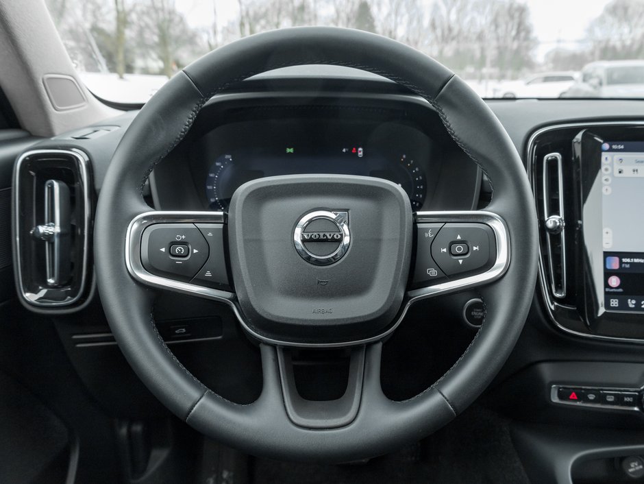 2025 Volvo XC40 B5 AWD Core Bright Theme  CPO FINANCE RATE 3.49%*-7