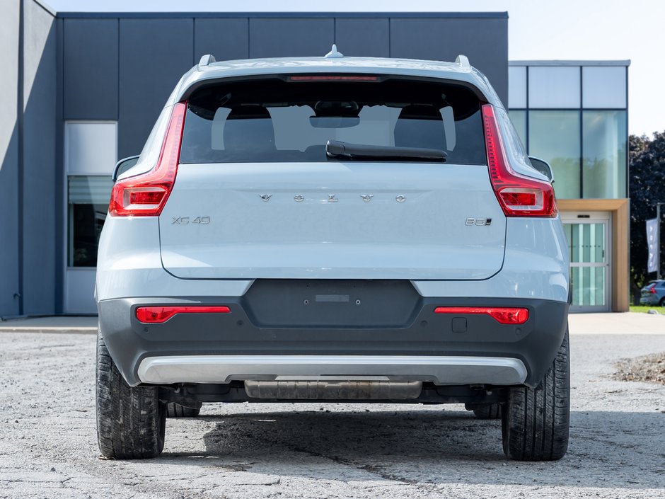 2025 Volvo XC40 B5 AWD Core  CPO RATE 3.49%* UP TO 84 MONTH-5