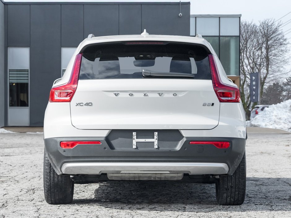 Volvo XC40 B5 AWD Core  CPO FINANCE RATE FROM 3.49%* 2025-5