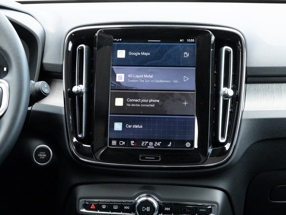 2025 Volvo XC40 B5 AWD  CPO FINANACE RATE 3.49%* UP TO 84 MONTH-24