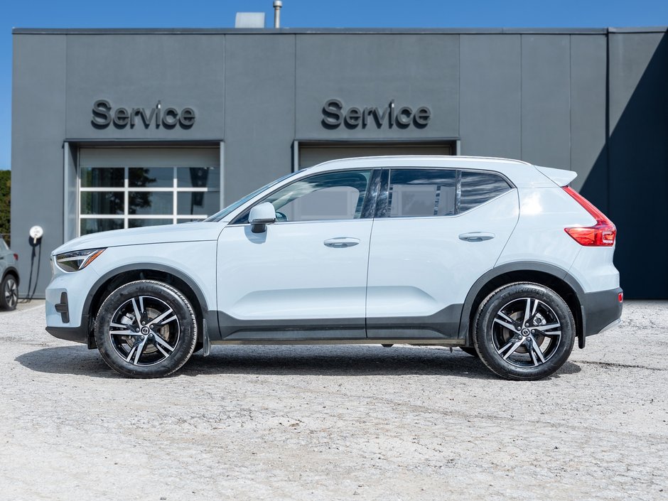 Volvo XC40 B5 AWD Core  CPO FINANCE RATE 3.49%* UPTO 84 MONTH 2025-2