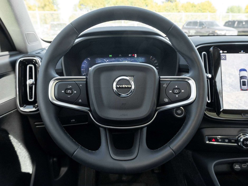 2025 Volvo XC40 PLUS^NOT Ex-Daily Rental^OFF LEASE^Rate fr 2.99%*-8