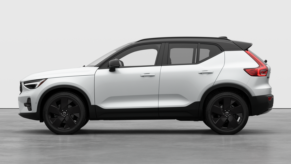 Volvo XC40 B5 AWD Ultra Black Edition 2026-7