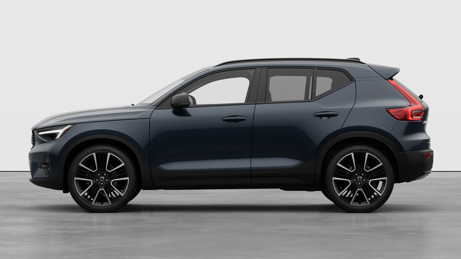 2026 Volvo XC40 B5 AWD Ultra Dark Theme-7