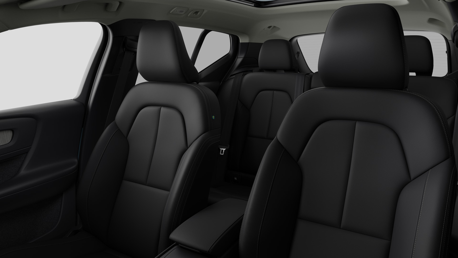 2026 Volvo XC40 B5 AWD Plus Dark Theme-11