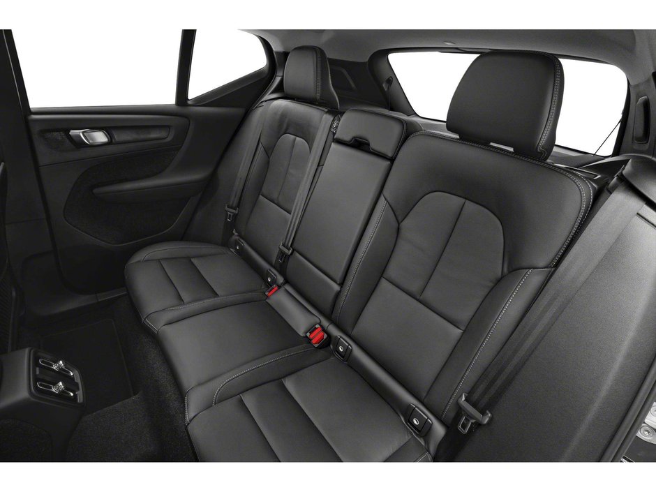 2026 Volvo XC40 PLUS^20Alloy Wheels^Volvo CPO Rate fr 2.99%*-7