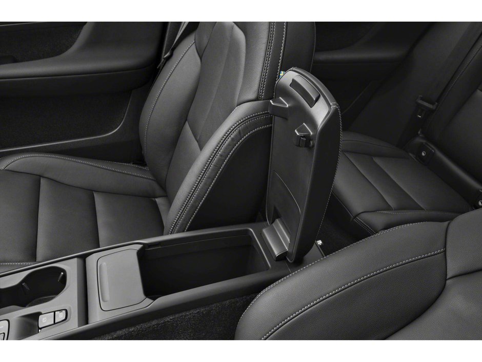 2026 Volvo XC40 PLUS^Leather Seats^Special CPO Rate from 2.99%*-10