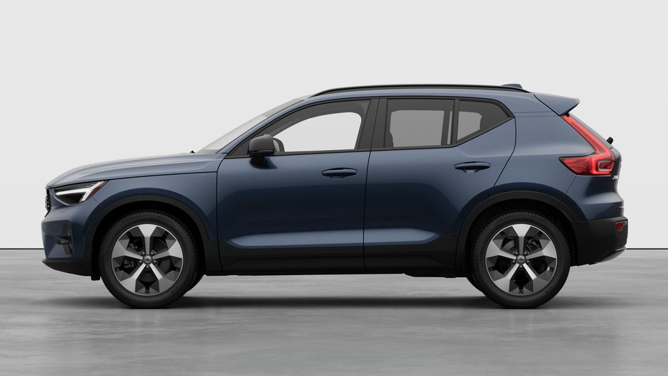 Volvo XC40 B5 AWD Plus Dark Theme 2026-7
