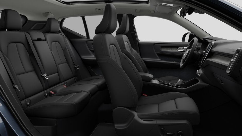 Volvo XC40 B5 AWD Plus Dark Theme 2026-12