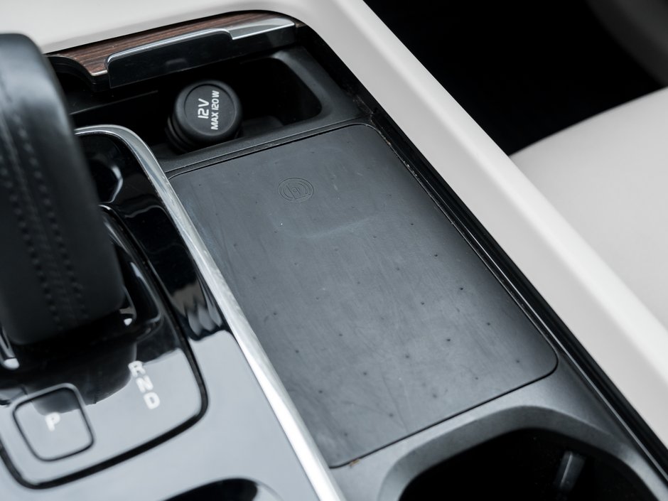 2021 Volvo XC60 Plug-In Hybrid Recharge T8eAWD PHEV Inscription Exp TRADE IN CPO-15