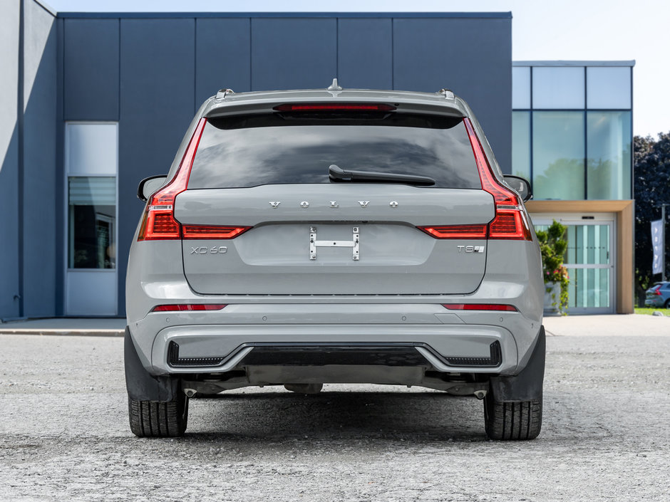 Volvo XC60 Plug-in Hybrid T8 AWD Plus Dark Theme POLESTAR CPO GOOGLE ASSIST 2025-4